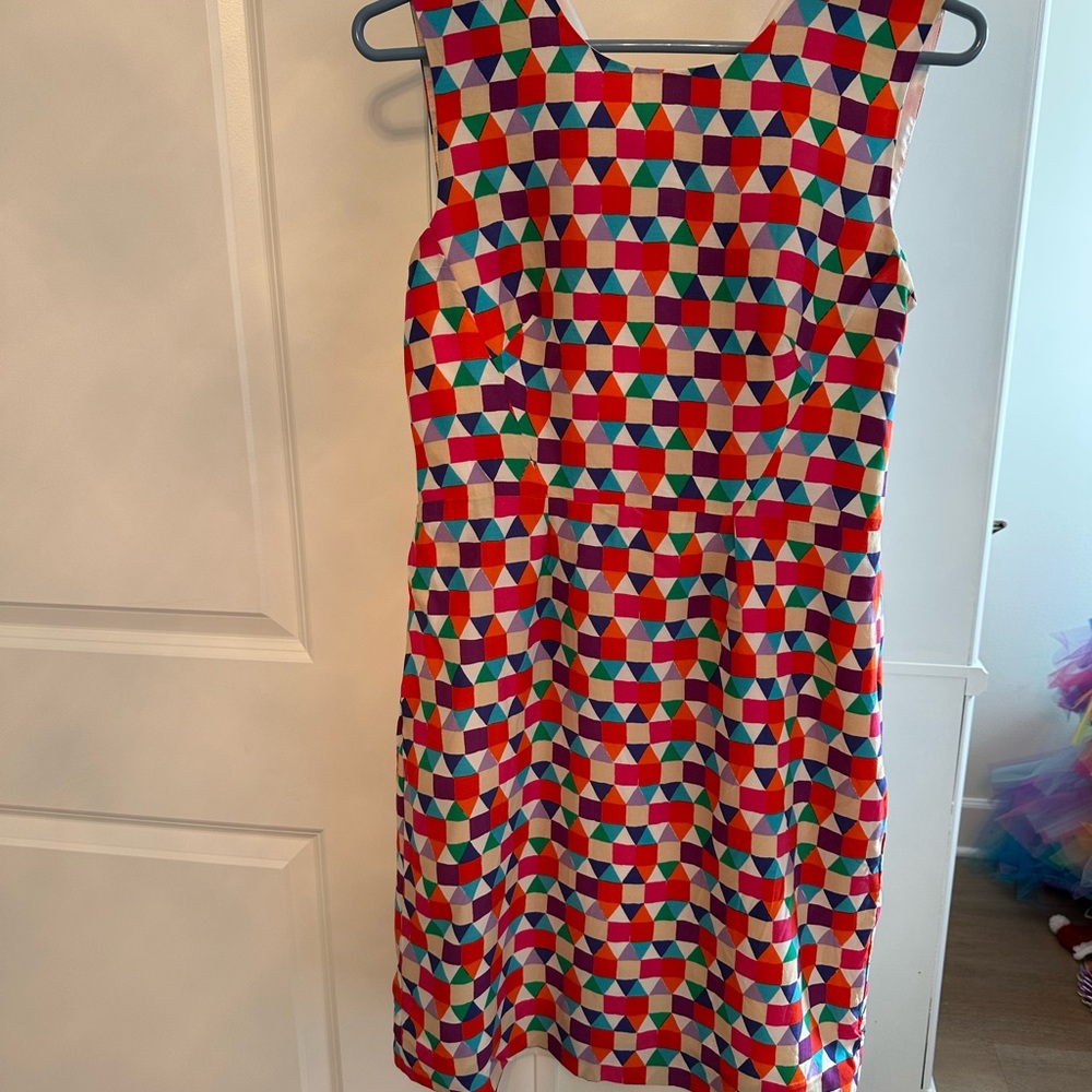 Kate spade 100% silk size 6 geometric dress